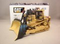 DIECAST MASTERS No,85532 CAT D10T2  TRACK-TYPE TRACTOR