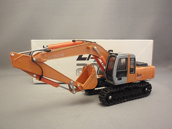 HITACHI ZAXIS200 ゴールドカラー日立建機模型新品未使用