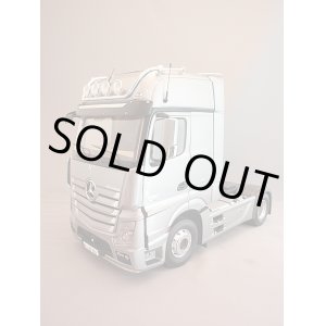 画像: NZG  No.952/55  MB Actros GigaSpace4x2 