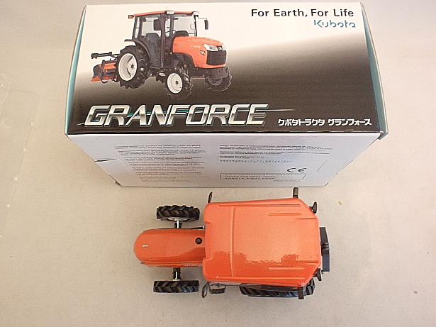 クボタトラクター ミニカー FT25 グランフォース農機 : 輸入車