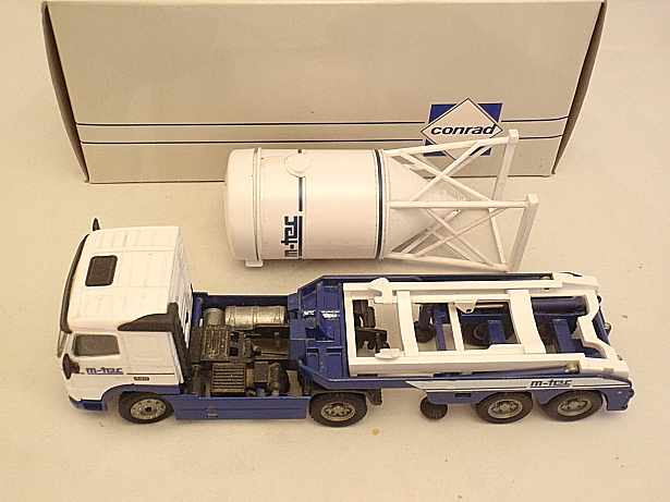 Tarmac 1/64 ボルボ 240 ターボ ETCC ゾルダー 1984 ウィナー