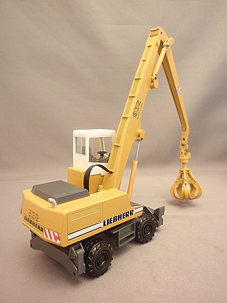 画像: Conrad No.2832 LIEBHERR A932 Litronic