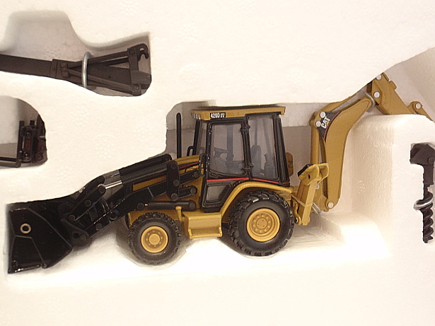 画像: NORSCOT No,55061 Cat 420D Backhoe Loader