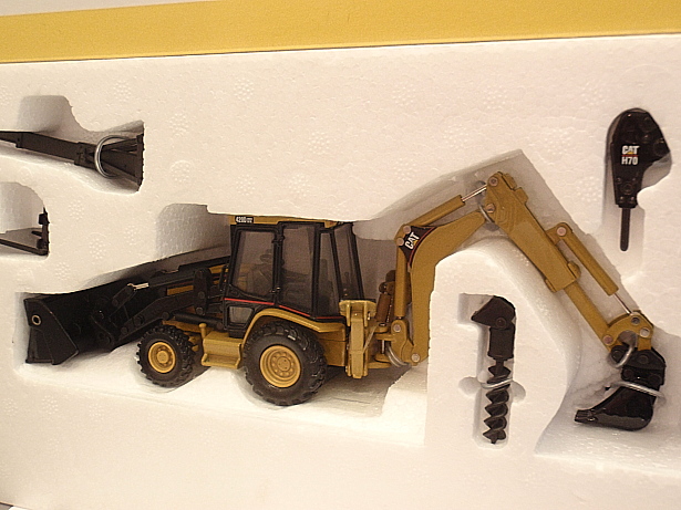 画像: NORSCOT No,55061 Cat 420D Backhoe Loader