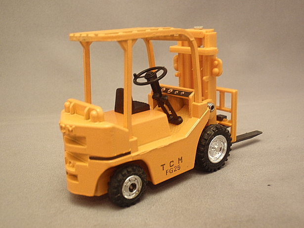 シンセイ ミニパワー 22 TCM フォークリフト FG25 - ミニカーショップ TMT