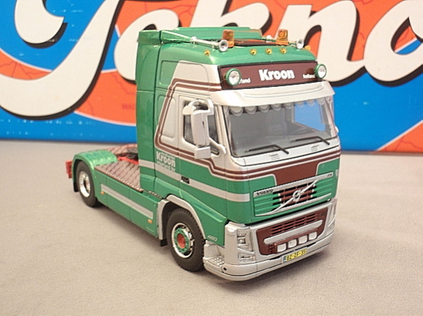 画像: Tekno VOLVO FH (4x2)＋trailer