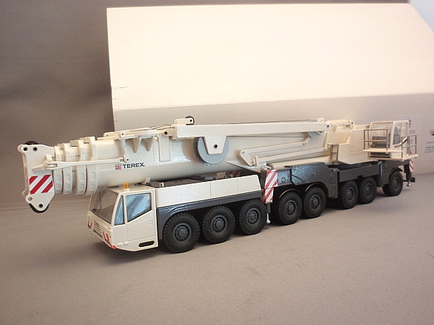 Conrad No.2098/10 TEREX-DEMAG 2010 AC500-1 SSL-Class - ミニカー