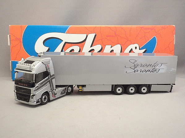Tekno VOLVO FH (4x2)＋trailer 