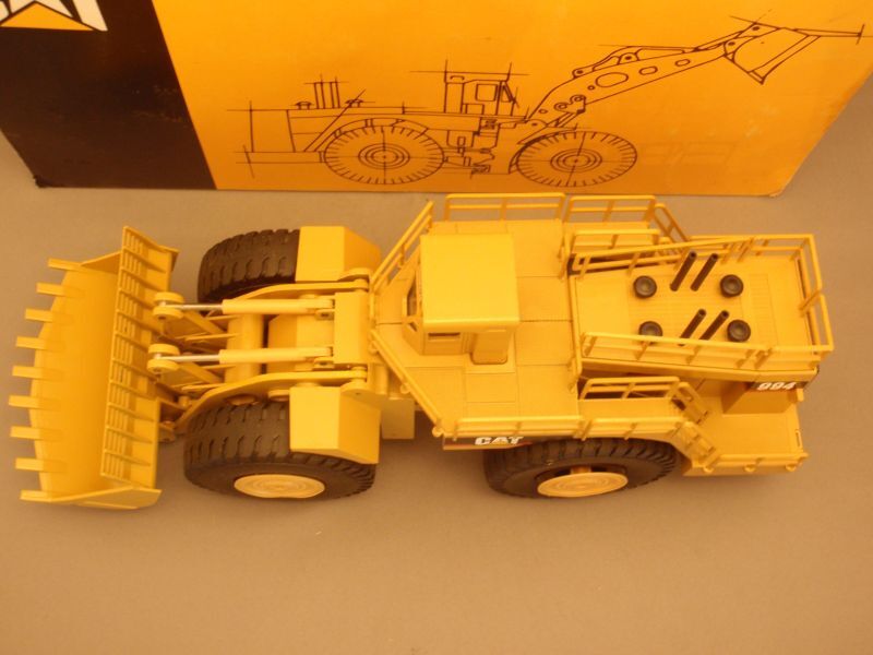 画像: NZG No.366 CAT 994 Wheeｌ Loader 