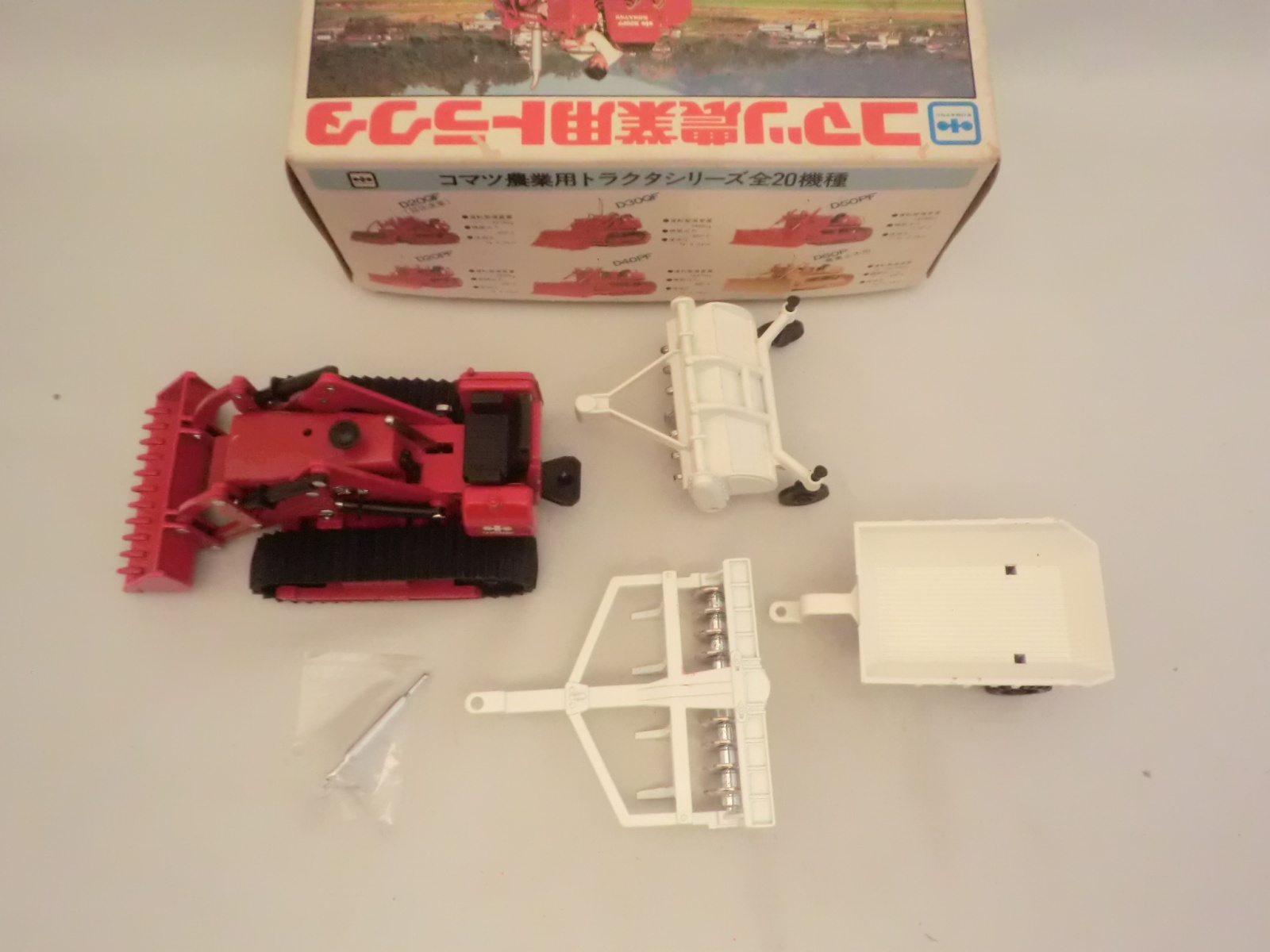 画像: ダイヤペット　T-68　コマツ 農業用 トラクタ　D20QF