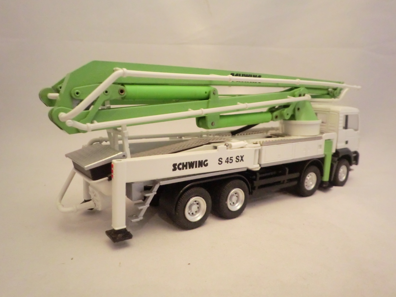 画像: Conrad  No.66123/0 MAN /SCHWING S45 SX
